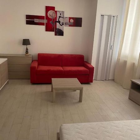 Senza Pensieri Via 4 Novembre/Via Diaz Apartamento Crema Exterior foto