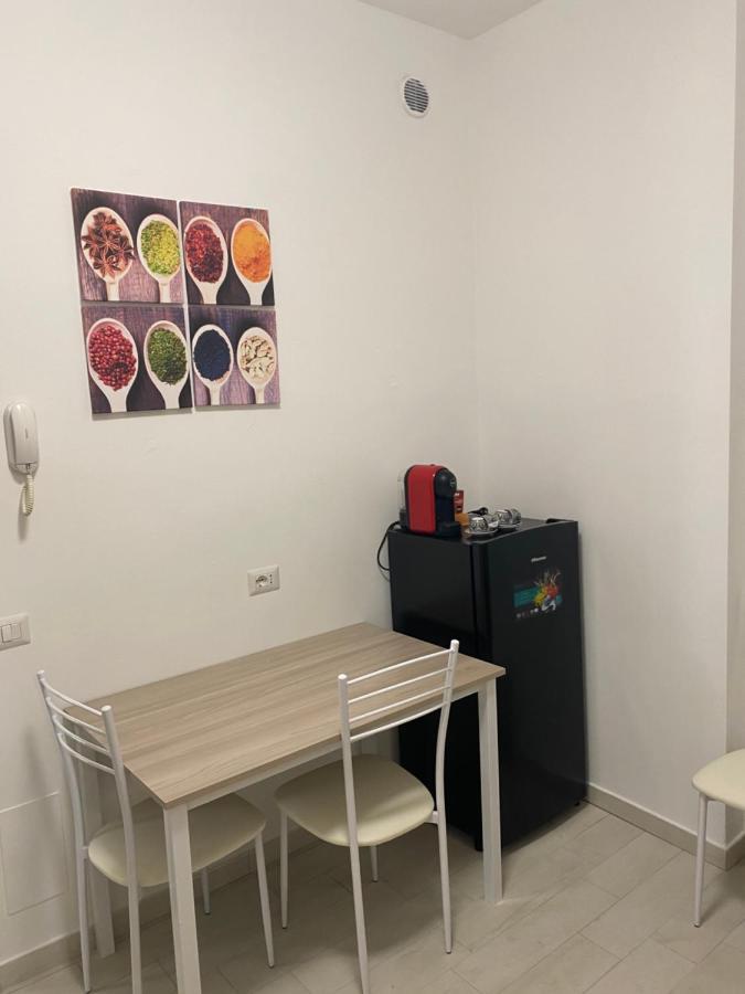 Senza Pensieri Via 4 Novembre/Via Diaz Apartamento Crema Exterior foto